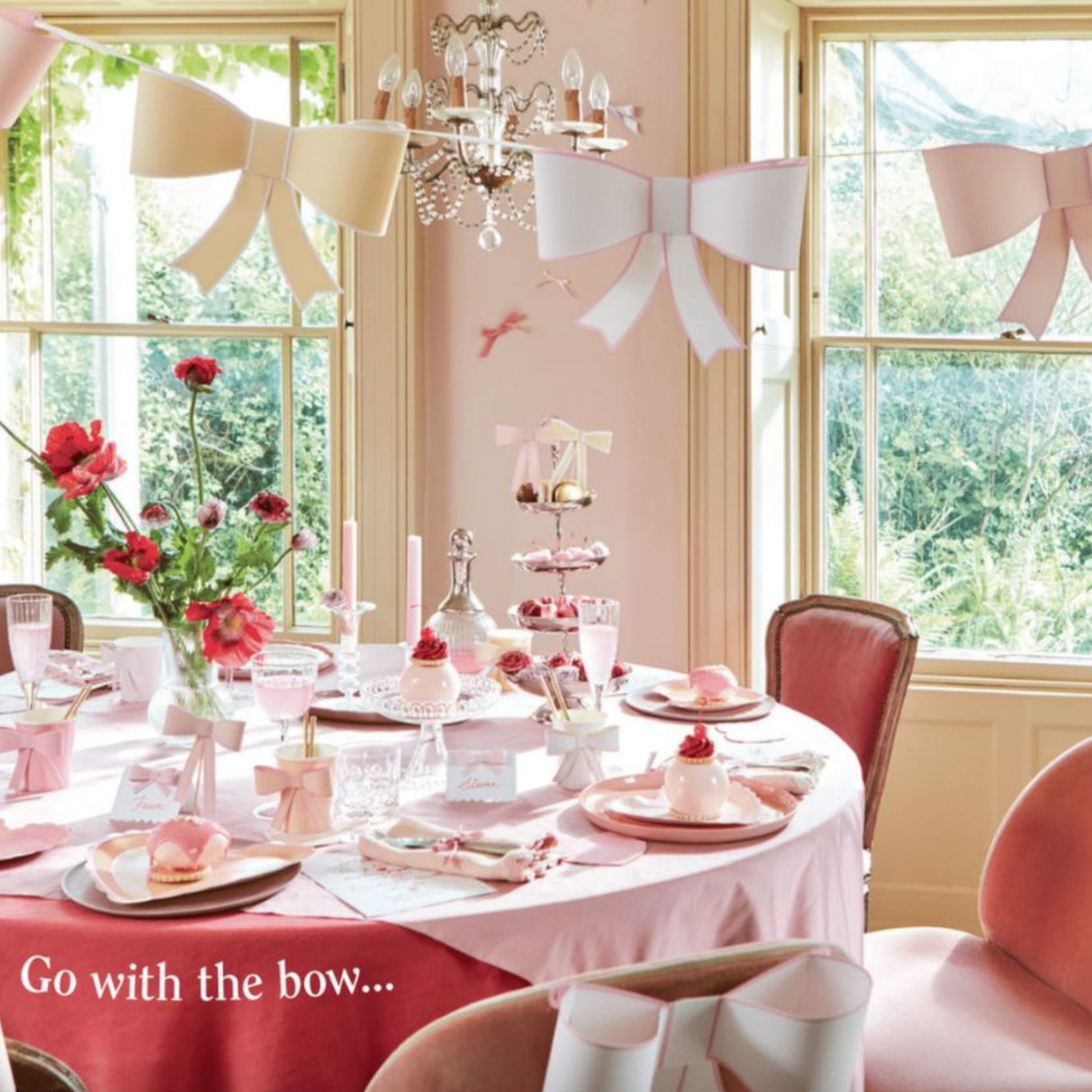 Gorgeous 3d bow garland by Meri Meri. 2.4m and eco friendly paper