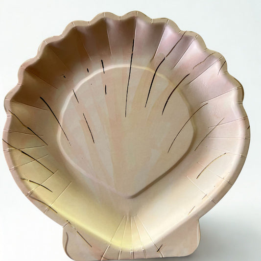 Gorgeous fun clam shell party plates in beige with gold detail. Pack of 8